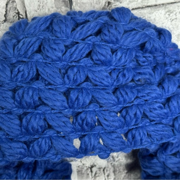 EUC Lane Bryant Royal Blue Knit Scarf and Hat Set ONE SIZE (RN 118641) - Picture 4 of 14